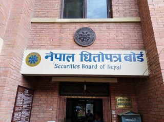दर्जन कम्पनीको सर्किट लाग्दै नेप्से २०७१ पुग्यो