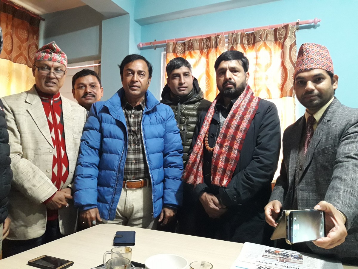 वशिष्ठद्धारा डिनमा नवनियुक्त भट्टराईलाई बधाई ज्ञापन