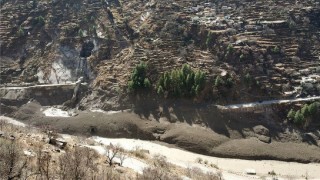 उत्तर भारतको उत्तराखण्डस्थित हिमनदीमा बाढी आउँदा नौको मृत्यु, दर्जनौँ बेपत्ता
