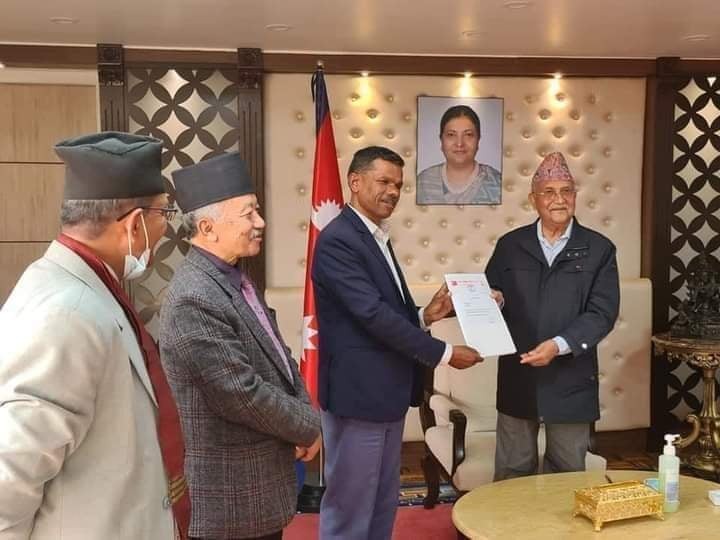 प्रधानमन्त्रीका पक्षमा सयभन्दा बढी सांसद : मुख्य सचेतक भट्टराई