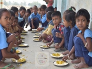 सामुदायिक विद्यालयमा दिवा खाजाको व्यवस्था