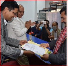 प्रदेश प्रमुख झाद्वारा ३२ आँँै पटक रक्तदान