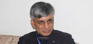 फ्लोर क्रसको सन्देश : माओवादी केन्द्रमा विलयहुन आतुर - नेता रिमाल
