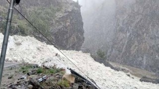 भारतको उत्तराखण्डमा हिम ताल फुट्दा आठकोे मृत्यु, कैयौँ घाइते