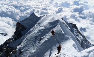 हिमालबाट फर्किएका थप १२ जनामा कोरोना संक्रमण