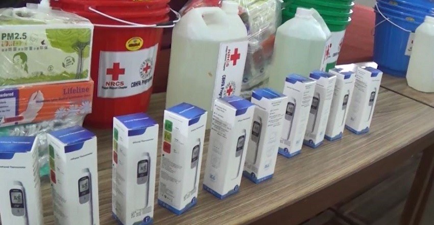 बनेपा र पनौती नगरपालिकालाई स्वास्थ्य सामग्री सहयोग