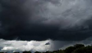भारी वर्षा हट्दै, हल्कादेखि मध्यम कायमै