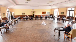 एमालेको स्थायी कमिटी बैठक बिहीबारसम्मका लागि स्थगित