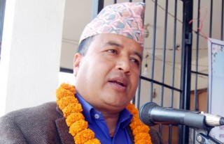 पूर्वमन्त्री बस्नेतद्वारा नमूना पार्कको शिलान्यास
