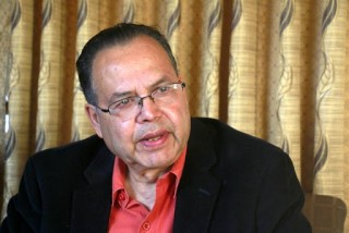 पूर्व प्रधानमन्त्री खनाल अस्पताल भर्ना 