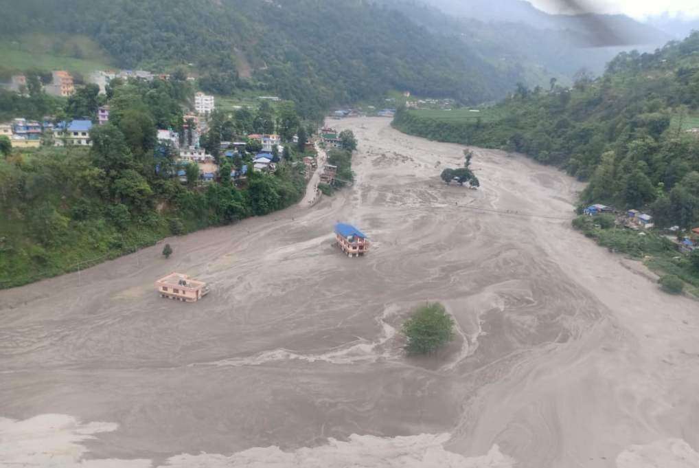 बाढीपहिरो अपडेट : ११ को मृत्यु, २५ बेपत्ता
