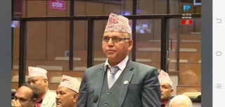 एमाले वार्ताटोलीलाई केन्द्रीय सदस्य दाहालका ५ प्रश्न 