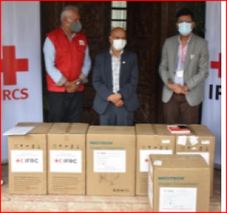 नेपाल रेडक्रसलाई अक्सिजन कन्सन्ट्रेटर सहयोग