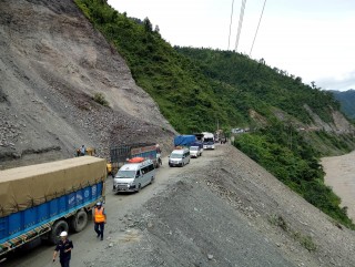 नारायणगढ बुटवल सडक दुईतर्फी सञ्चालन