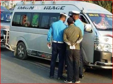 बढी भाडा लिने सवारीसाधन कारवाहीमा