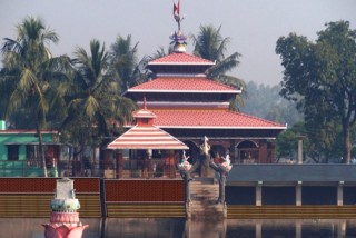 सप्तरीको छिन्नमस्ता मन्दिरको मुकुट चोरी