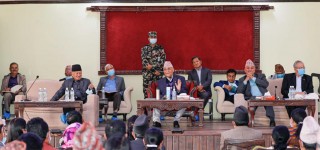 पार्टी विघटन गराउने दिशामा माधव नेपाल देखिएपछि एमालेले भदौ २७ र २८ गते तोक्यो विधान महाधिवेशन