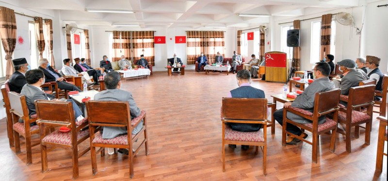 एमालेमा पोलिटब्युरो र वैकल्पिक केन्द्रीय सदस्य व्यवस्था नराखिने