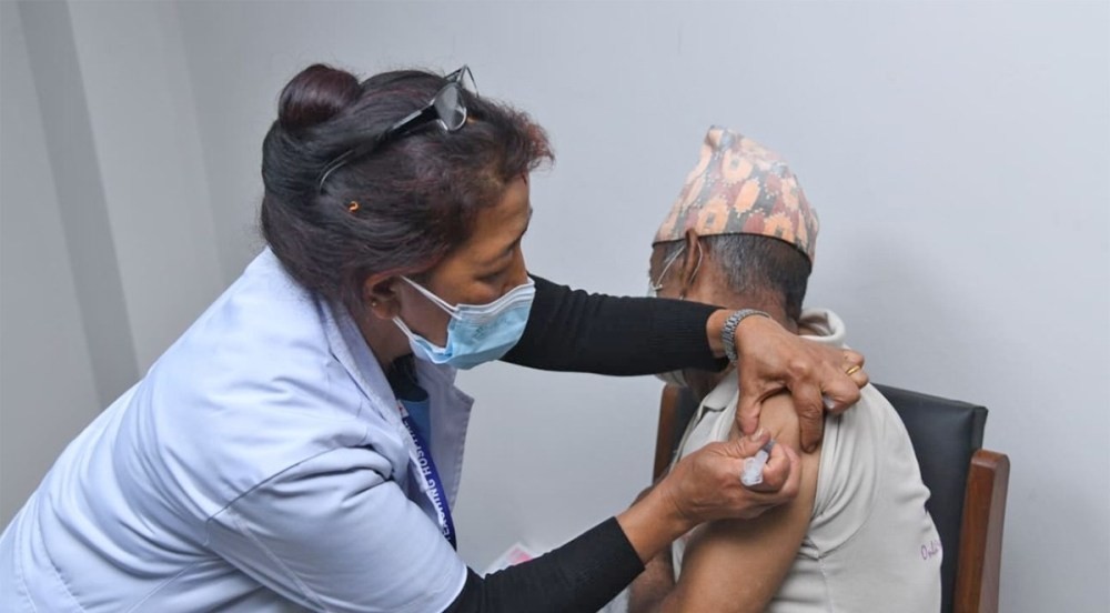 नमोबुद्धमा ज्येष्ठ नागरिकलाई घरघरमै खोप
