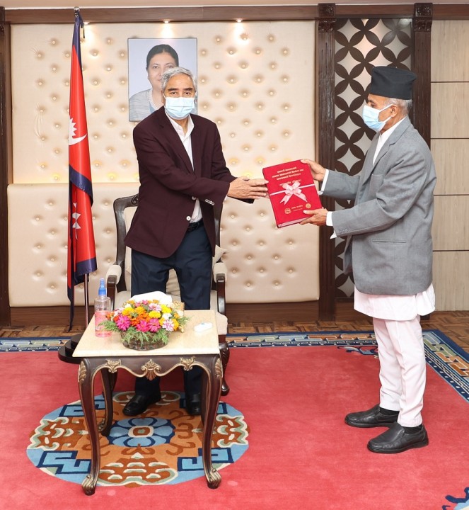भाषा आयोगद्वारा प्रधानमन्त्रीसमक्ष प्रदेशगत भाषा सिफारिस