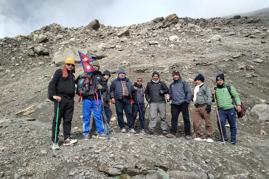 मनाङमा पर्यटक भित्र्याउन पदमार्गको अनुगमन 
