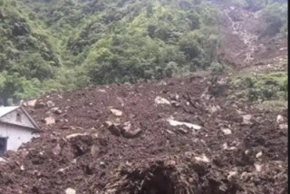 धनकुटामा पहिराले घर पुरिँदा छ जनाको मृत्यु
