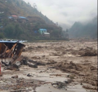 प्राकृतिक विपद्सँगै हरायो दसैँको खुसी