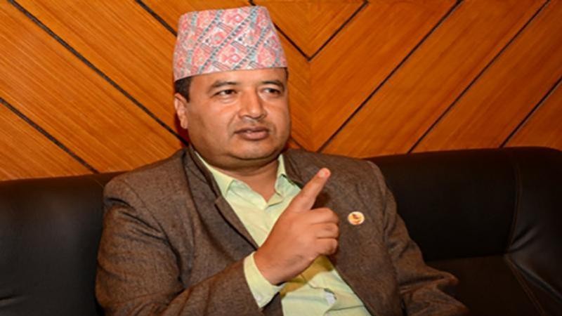 महेश बस्नेतद्वारा एमाले सचिवमा उम्मेदवारी 