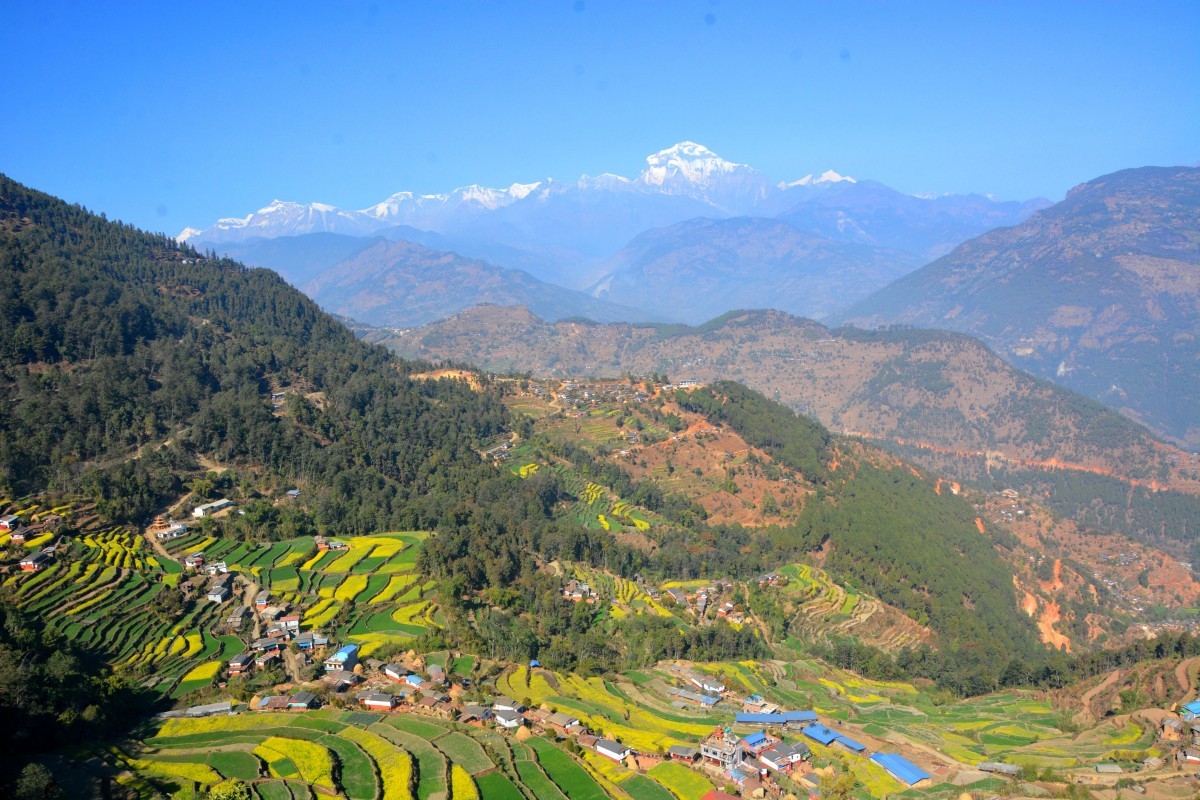 वैदेशिक रोजगारीले रित्तिदै छन् बागलुङका गाउँ