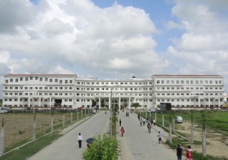 अतिरिक्त शुल्क नलिन नोबेल मेडिकल कलेजलाई जिल्ला प्रशासनको निर्देशन