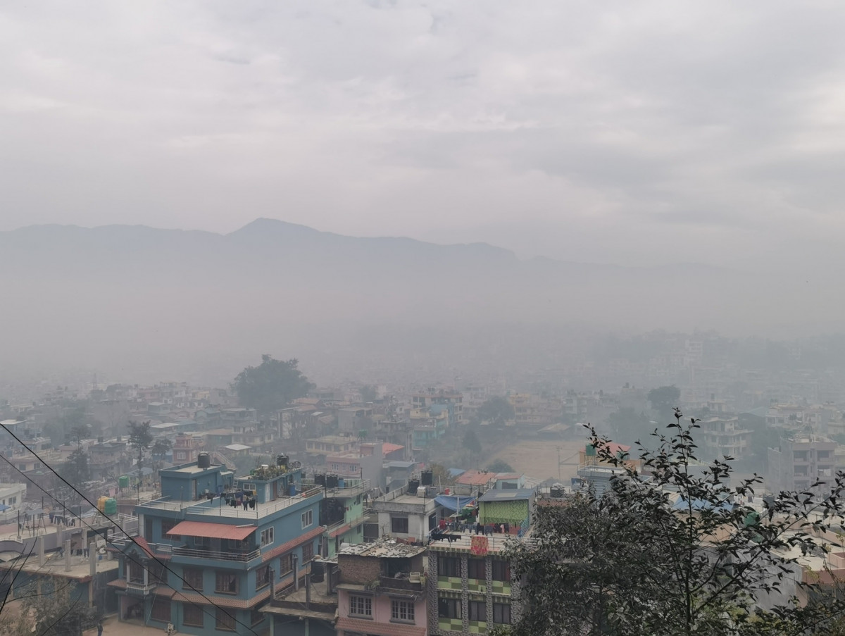 आजको मौसम : काठमाडौंमा बिहानै कुहिरो, अन्यत्र सामान्य बदली