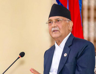 जिल्ला अधिवेशन उद्घाटन गर्न संखुवासभा जाँदै अध्यक्ष ओली