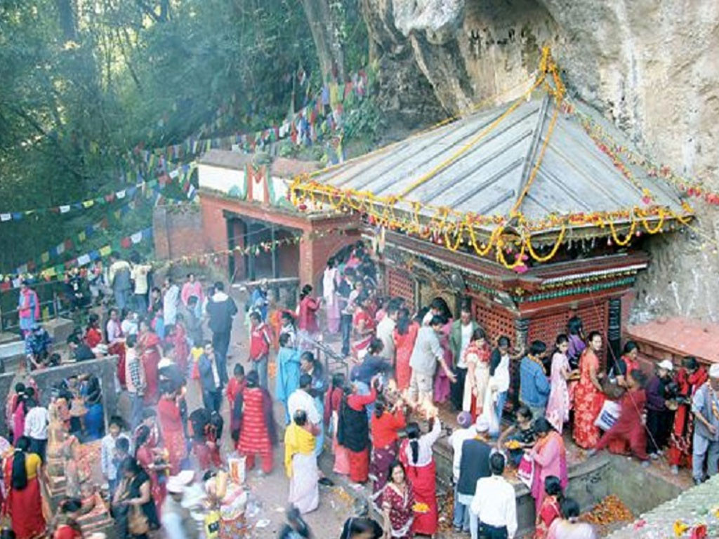 आज माघे सङ्क्रान्ति मनाइँदै