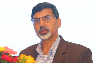 ‘डिजिटल नेटवर्किङ’मा नलाग्न अर्थमन्त्रीको आग्रह