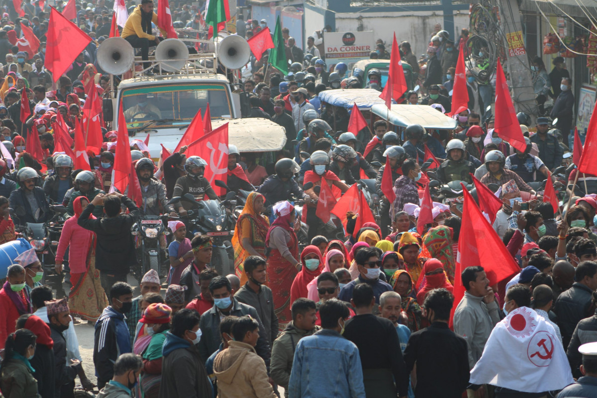 स्थानीय तह निर्वाचन: गाउँ पसे दलहरु