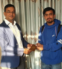 बागलुङमा विद्युतीय राहदानी वितरण सुरु