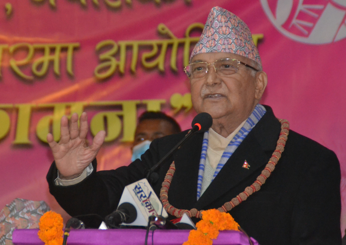 निर्वाचनमा स्वतन्त्र र निष्पक्ष भएर काम गर्नुस् : अध्यक्ष ओली