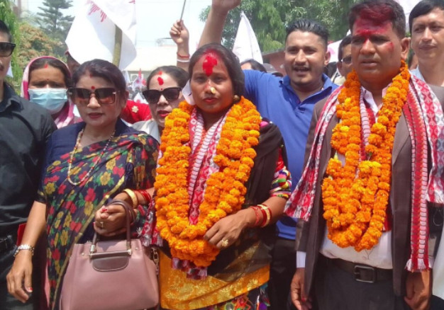 एमालेबाट धनगढीको मेयरमा रणबहादुर र उपमेयरमा नन्दकला