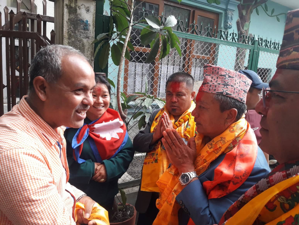 बसन्त ऋतुको आगमनसँगै काठमाडौं - ६ मा बसन्त लामाकै अधिक चर्चा