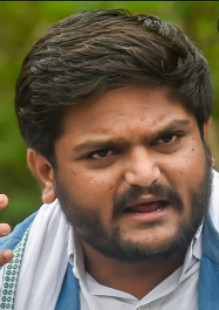 भारतीय काँग्रेसको गुजरात प्रदेश अध्यक्ष पटेलद्धारा पार्टी परित्याग