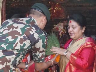 बडिमालिका माताको दर्शन गर्न राष्ट्रपति भण्डारी बाजुरामा  