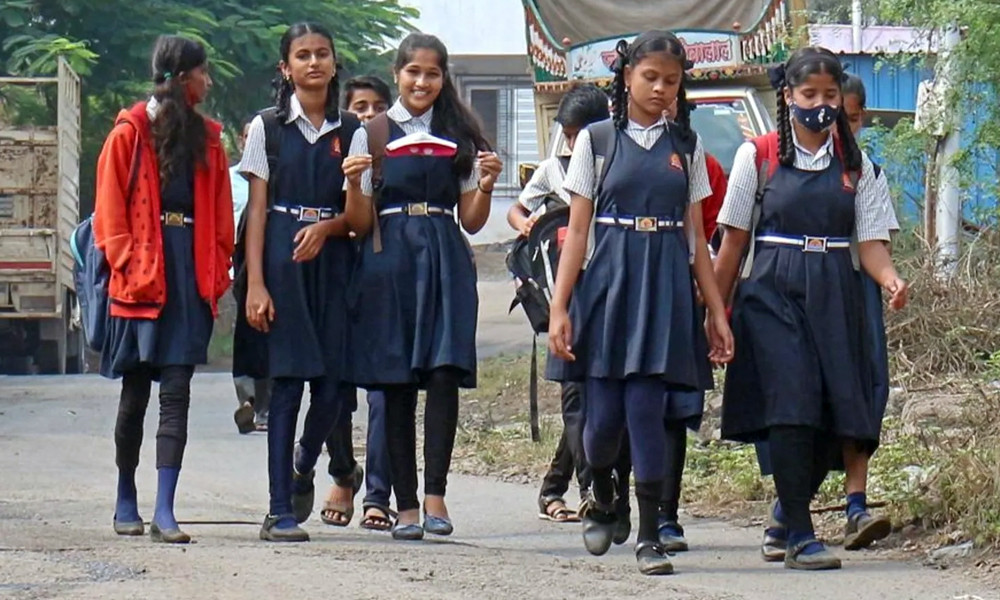 इन्धन अभावका कारण श्रीलङ्कामा विद्यालय बन्दको घोषणा