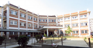ड्युटीमा नजाने चिकित्सकलाई कारबाही