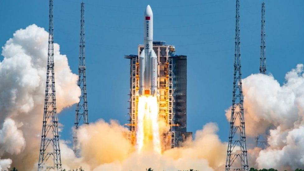 पृथ्वीमा खस्यो चिनियाँ रकेटको भग्नावशेष