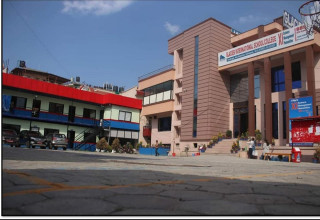 शान्तिनगर - तिनकुनेमा ग्लेसिएरको राज, उच्च शिक्षामा विद्यार्थीको निरन्तर चाप
