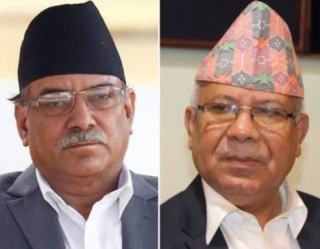 अध्यक्ष दाहाल र नेपालबीच पछिल्लो राजनीतिक अवस्था र समसामयिक विषयमा छलफल