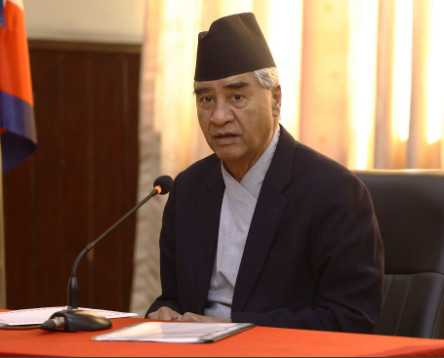 कर्मचारीलाई उच्च मनोबलयुक्त र उत्प्रेरित राख्न सरकार प्रतिबद्ध छ : प्रधानमन्त्री देउवा