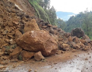 खुर्कोट–घुर्मी सडक खण्डमा एकतर्फी सवारी सञ्चालन