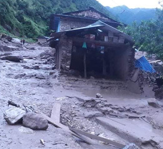 बागलुङका बाढीपीडितलाई न दसैँ, न तिहार