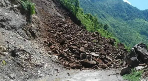 कर्णालीका मुख्य राजमार्गहरू अवरुद्ध